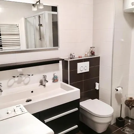 Eva Apartment *