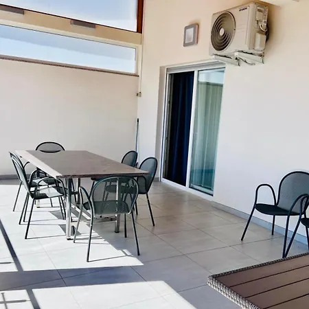 Eva Apartment *